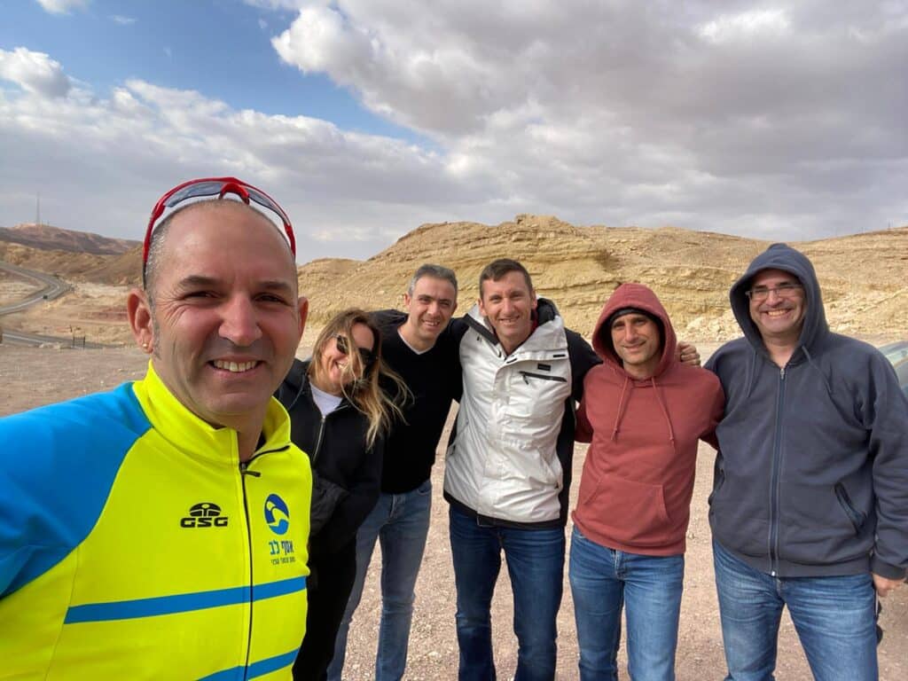 "אז מה אני חושב ברגעים האלה? על ההורים שלי, על האחים שלי, על האהבות שלי, על הילדים שלי, על התשוקה לי. מה נותן לי כוחות?"