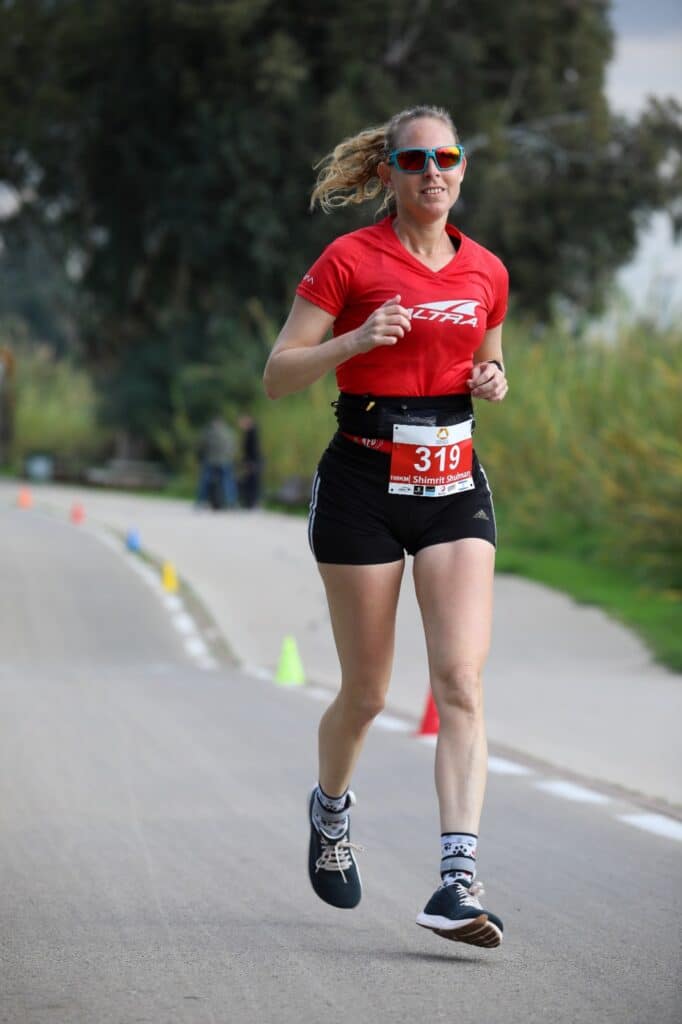 קרדיט תמונה: תומר פדר sportphotography "הריצה והציור מאזנים זה את זה. אני מציירת כל היום ובערב יוצאת לרוץ ופורקת את כל האנרגיות".