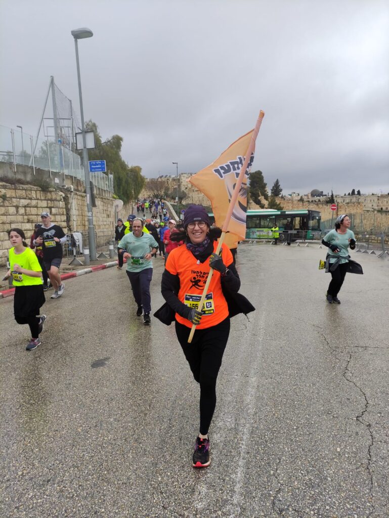 תמונה: יחצ בת מלך. " הריצה נתנה לי אוויר לנשימה"