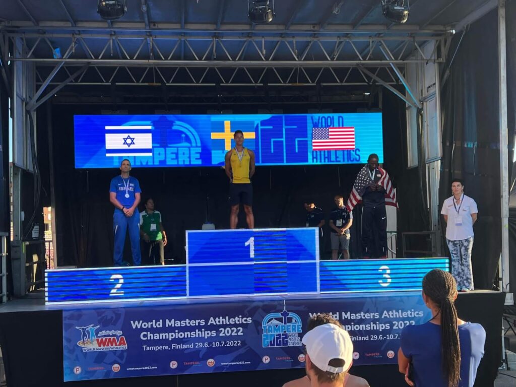 עד היום במאזנו שלוש מדליות זהב, אחת מכסף ושלוש ארד