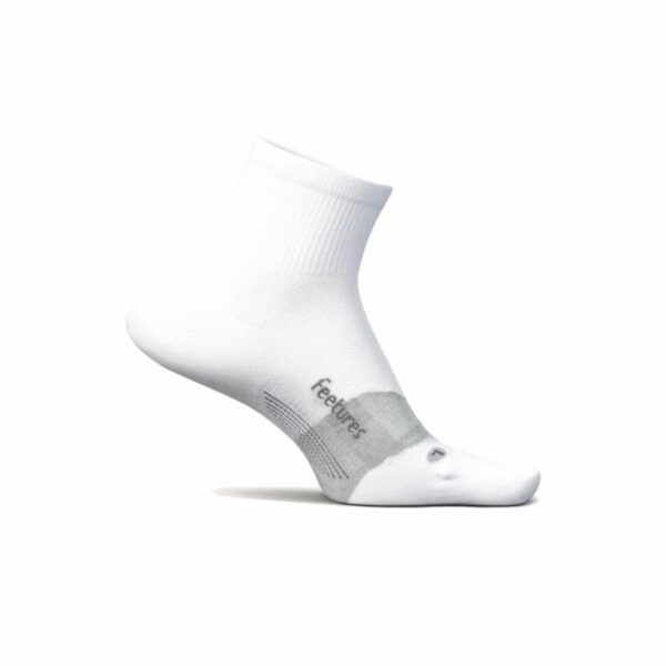 גרבי ריצה וספורט Feetures Elite Ultra Light Quarter